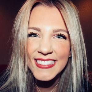 Meet your Posher, Devin